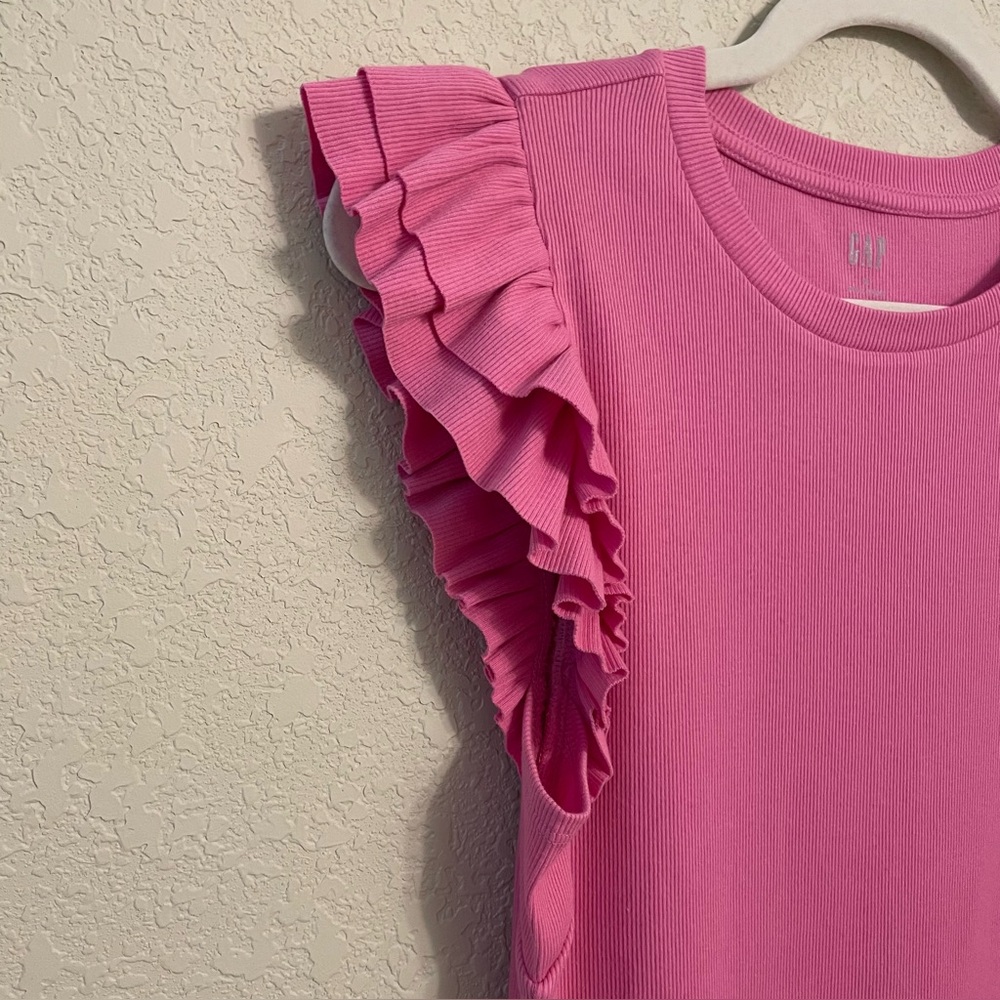 Gap Ruffle Sleeve Top NWOT - Picture 3 of 5